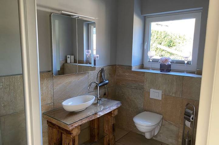 Hochwertiges Ferienhaus mit Wlan, Kamin & Fußbodenheizung in Güntersberge, Harzgerode