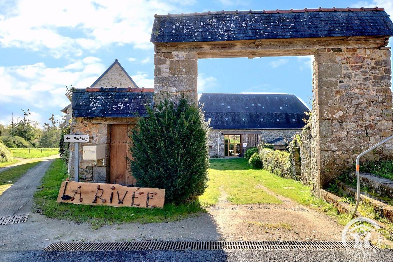 La Rivée et studios in Rives-du-Couesnon, Fougères-Vitré