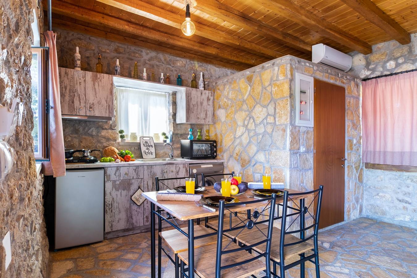 "Villa Lazar" met terras, airconditioning en Wi-Fi, foto 8