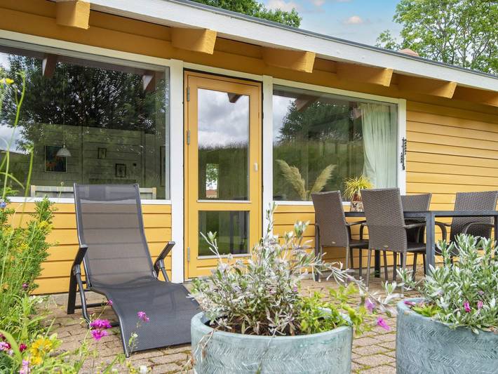 Ferieudlejning for 5 personer, med have og terrasse, børnevenlig i Aabenraa