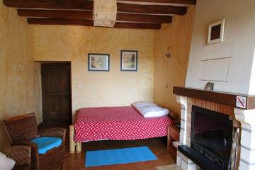 Location De Vacances pour 6 Personnes dans Fresnay-sur-Sarthe, Sarthe, Photo 1