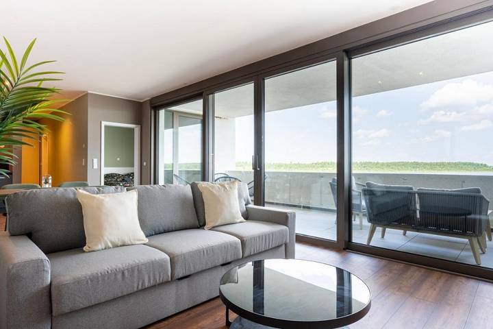 Ferienwohnung für 4 Personen, mit Ausblick und Seeblick sowie Balkon in Zwenkau - 2