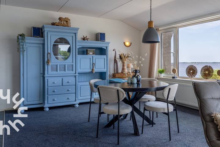 Ganze Wohnung, Perfekt gelegene 4-Personen-Wohnung mit fantastischem Blick über den See | Giethoorn in Nationalpark Weerribben-Wieden