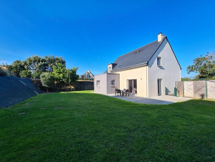 Ferienhaus für 10 Personen, mit Terrasse und Garten - 1