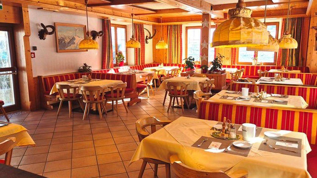 Geheel vakantieappartement, Vakantieappartement voor 5 personen met balkon in St. Leonhard im Pitztal, Bezirk Imst