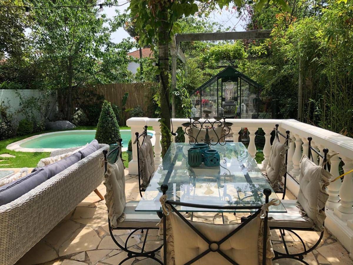 Three-Bedroom Villa in Antibes, Mediterranean Coast (France)