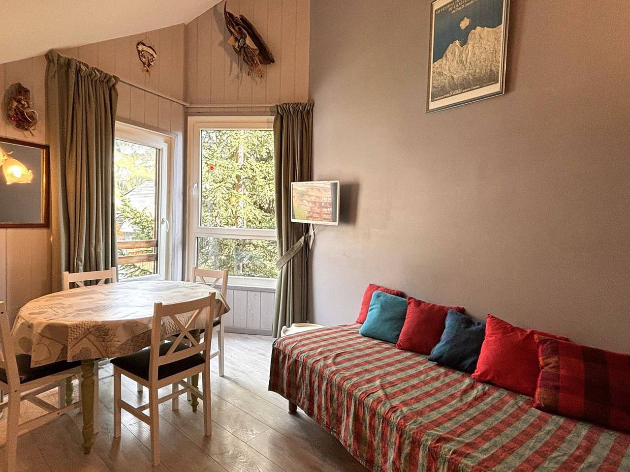 Gehele studio, Comfortable Duplex Studio for 4, Avoriaz in Morzine, Les Portes du Soleil