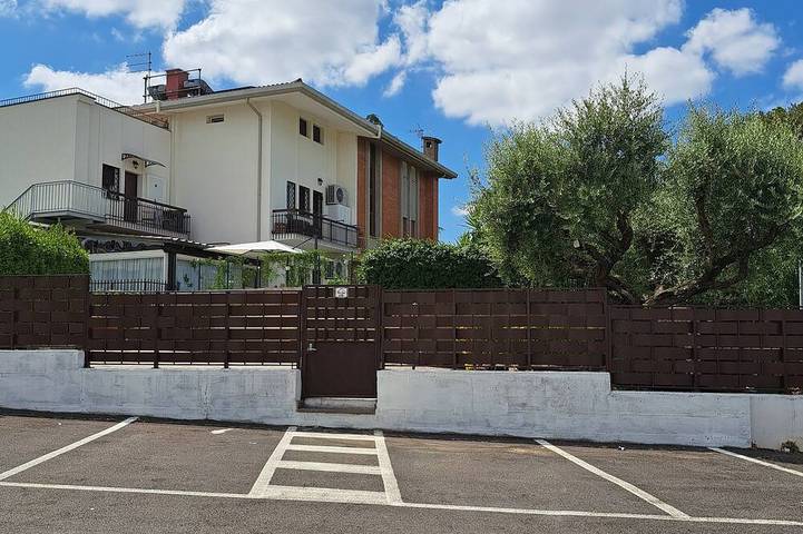 Ferienwohnung für 8 Personen, mit Balkon - 1