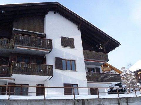 Ferienwohnung für 4 Personen, mit Balkon in Falera