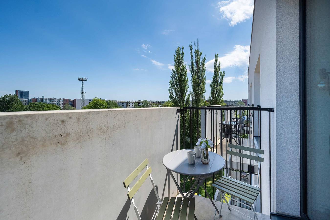 Cały apartament wypoczynkowy, Stylish Studio with a Mezzanine | Balcony | Workspace in Wrocław, Dolny Śląsk