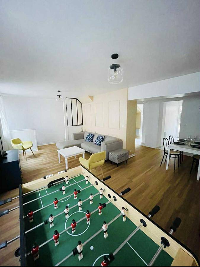 Location de vacances pour 4 personnes, avec vue et terrasse dans Château de Saint-Fargeau - 2