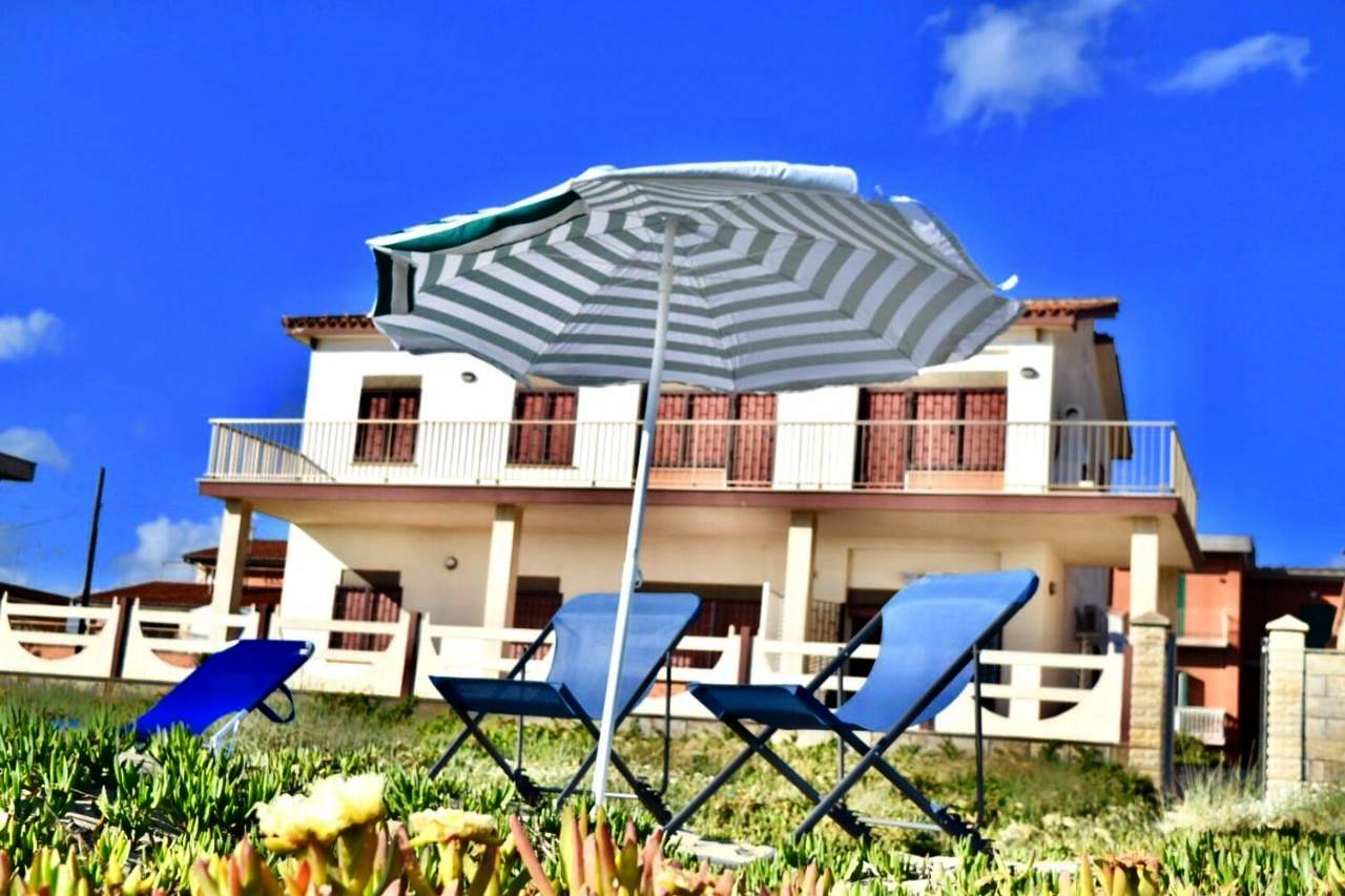 Seafront apartment in Villa , near Rome in Torvaianica, Provincia di Roma