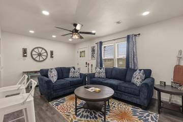 Vacation Rental for 4 Guests in Tulsa, Oklahoma, Picture 2