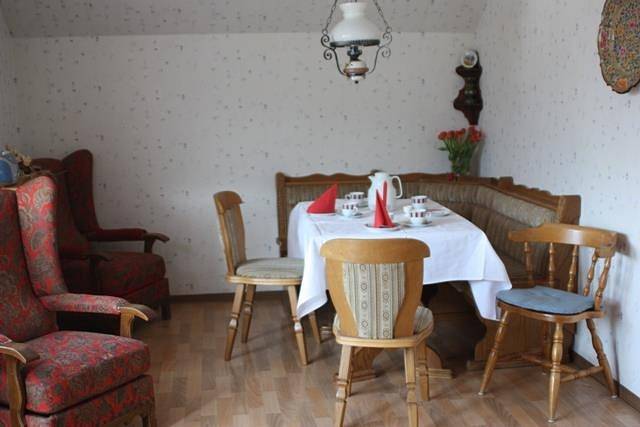 Ferienwohnung für 4 Personen, mit Balkon in Neumagen-Dhron - 3