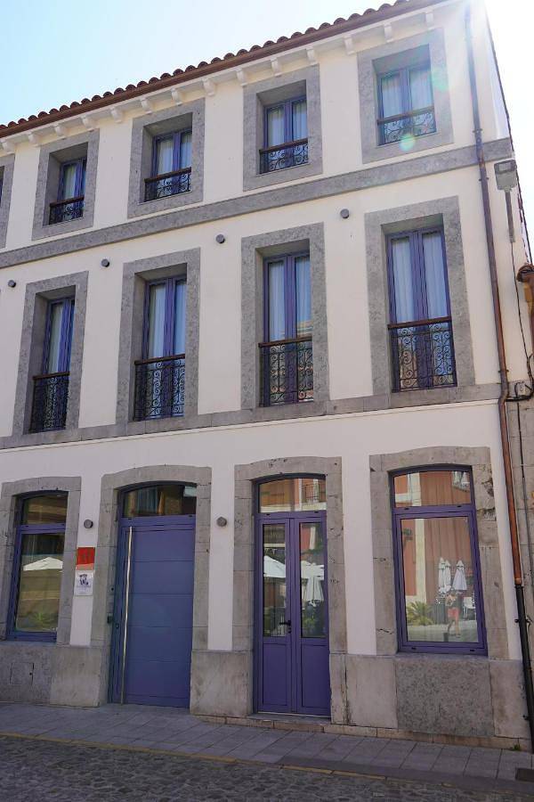 Apartamento para 2 personas, con Balcón y Terraza además de Jardín y Vistas en Grado