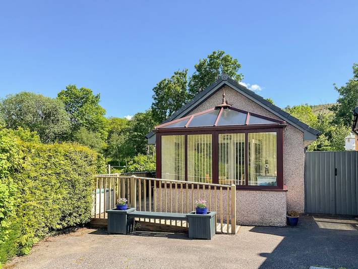 Log cabin for 2 people, with garden in Loch Ness