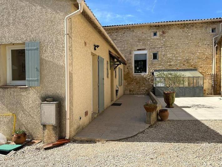 Location de vacances pour 4 personnes, avec terrasse et jardin à Brouzet-lès-Alès - 2