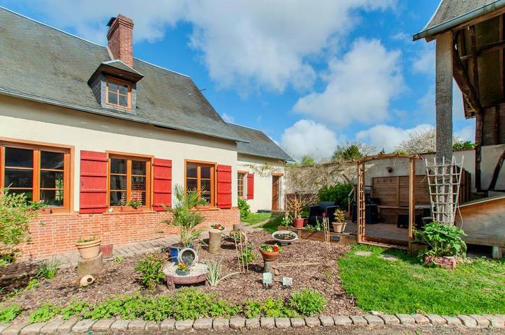 Chambre d’hôte pour 2 personnes, avec Jacuzzi et Terrasse ainsi que Jardin et Vue