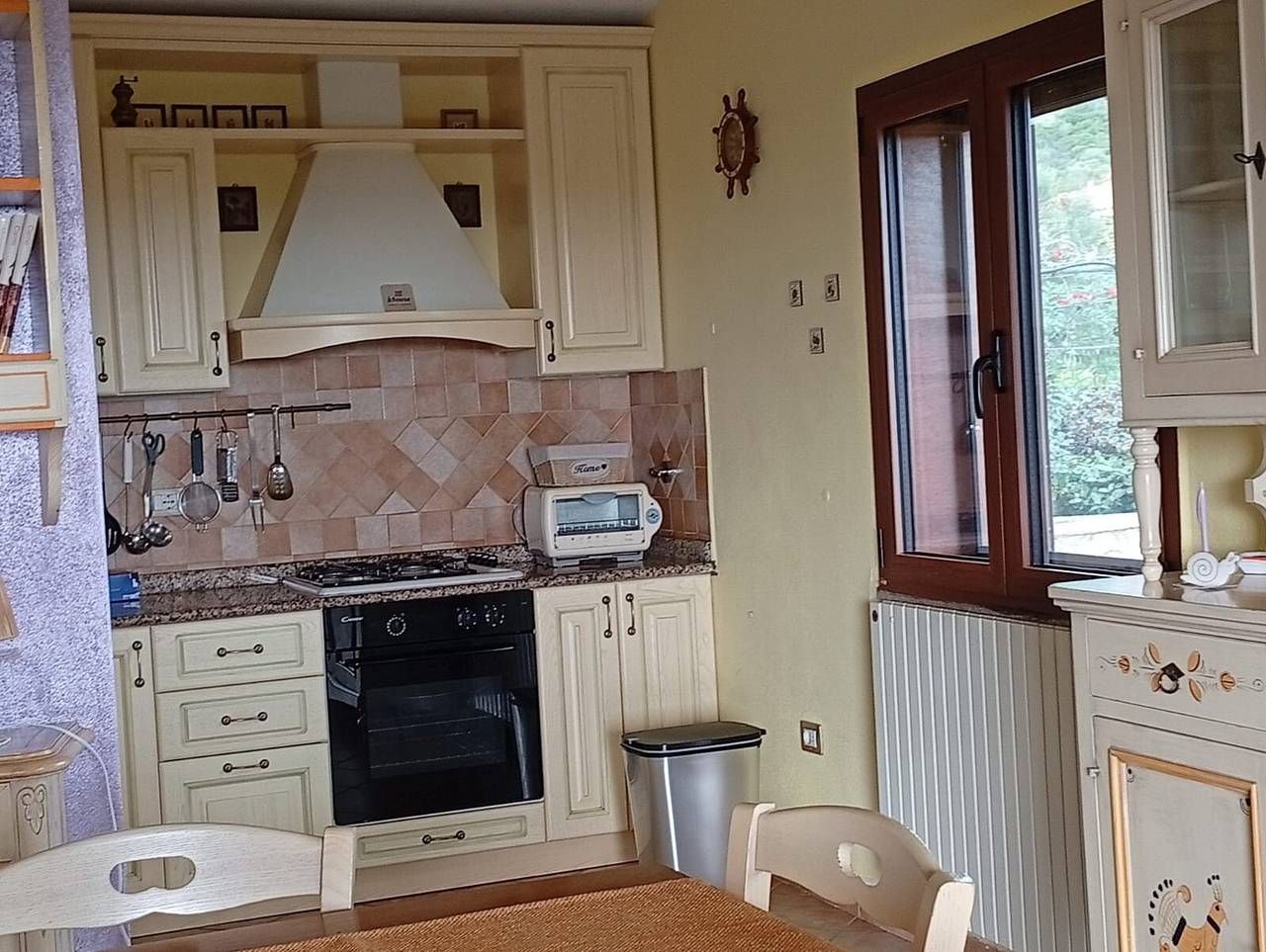 Holiday Home 'Gli Amici Di Adry' with Sea View, Wi-Fi and Air Conditioning in S'ena E Sa Chitta, Nuoro Province