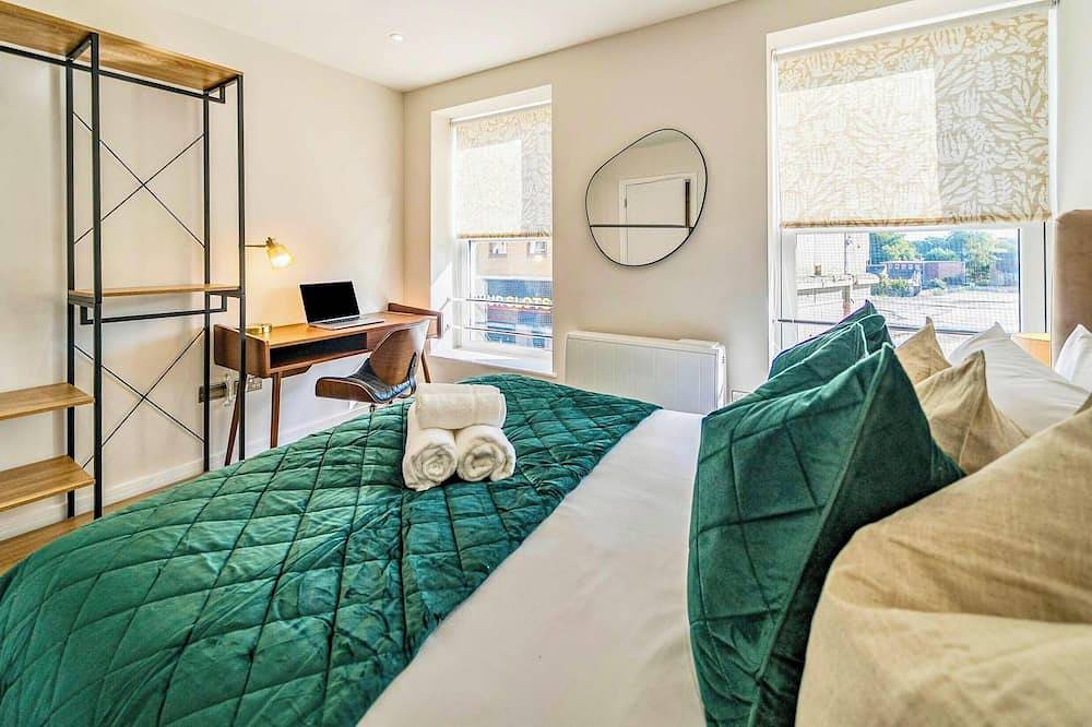 Geheel appartement, Town Center, Free Wifi, 58 Inch Tv, Balcony in Rushmoor, Hampshire