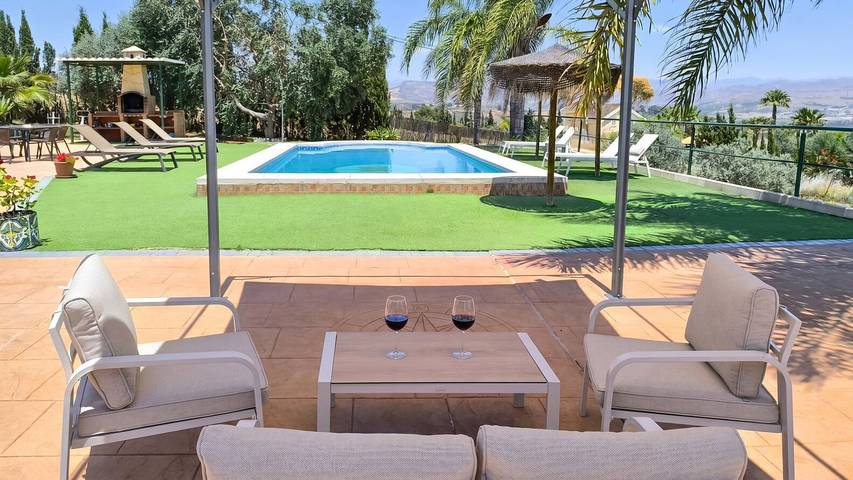 Casa rural para 6 personas, con balcón/terraza y piscina en Valle del Guadalorce - 4