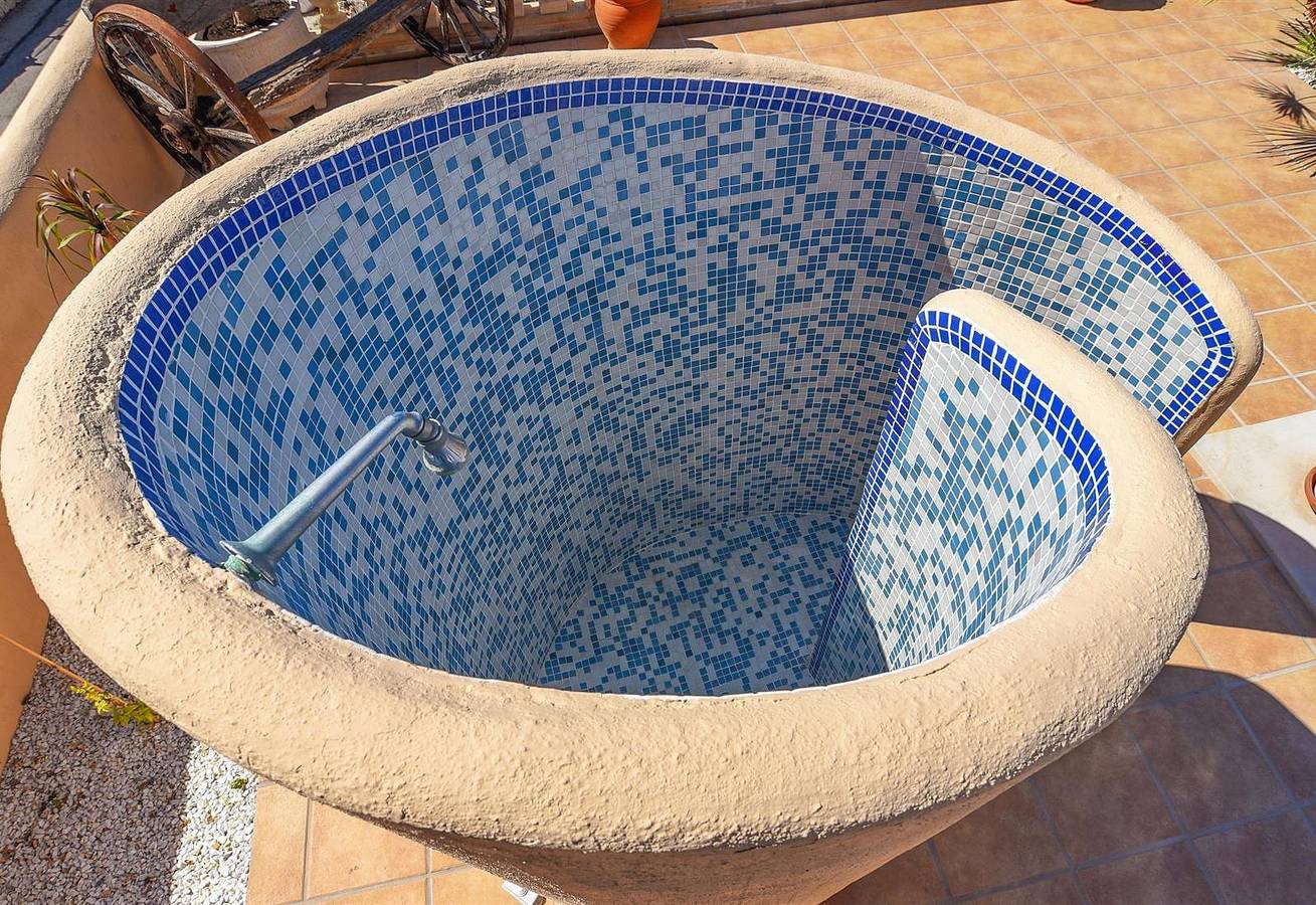 Villa Casa Siempre Domingo con vistas al mar, piscina y Wi-Fi in La Sabatera, Teulada