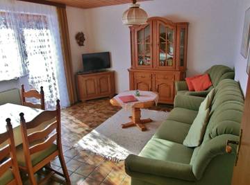 Vacation Apartment for 5 Guests in Ofterschwang, Hörnerdörfer, Picture 1