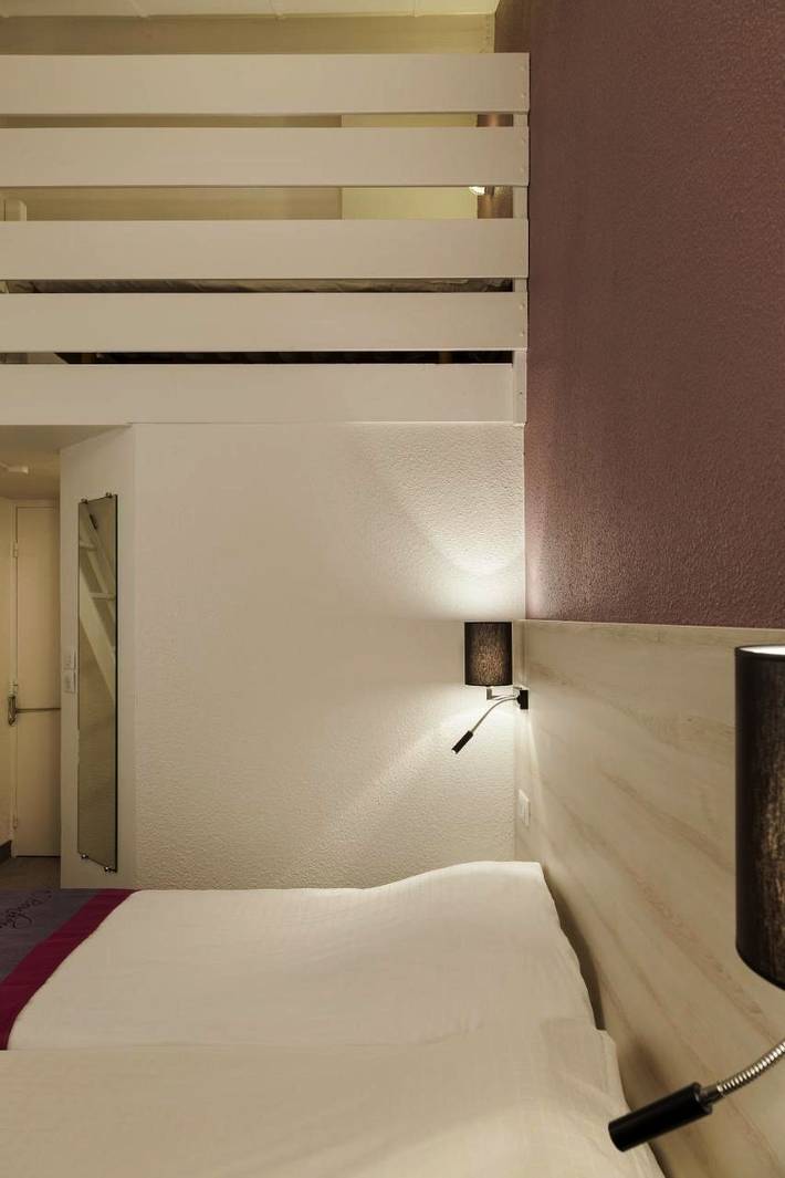 Hôtel pour 3 personnes, avec terrasse et vue, animaux acceptés à Villeneuve-d'Ascq - 4