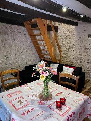 Location de vacances pour 3 personnes, avec piscine ainsi que jardin et vue, animaux acceptés à Pleumartin - 4