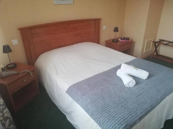 Hôtel pour 2 personnes, avec jardin à Épaignes - 2