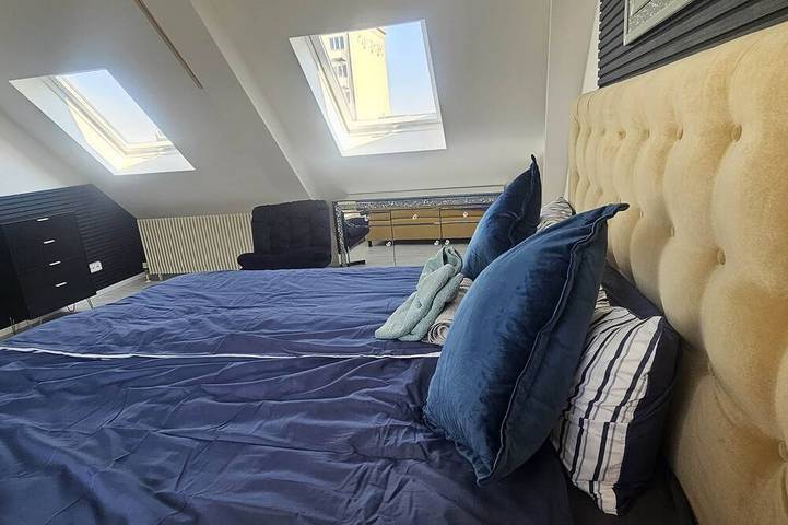 Apartamento entero, Above the rooftops of Leipzig — Rooftop terrace, downtown in Leipzig Mitte, Leipzig