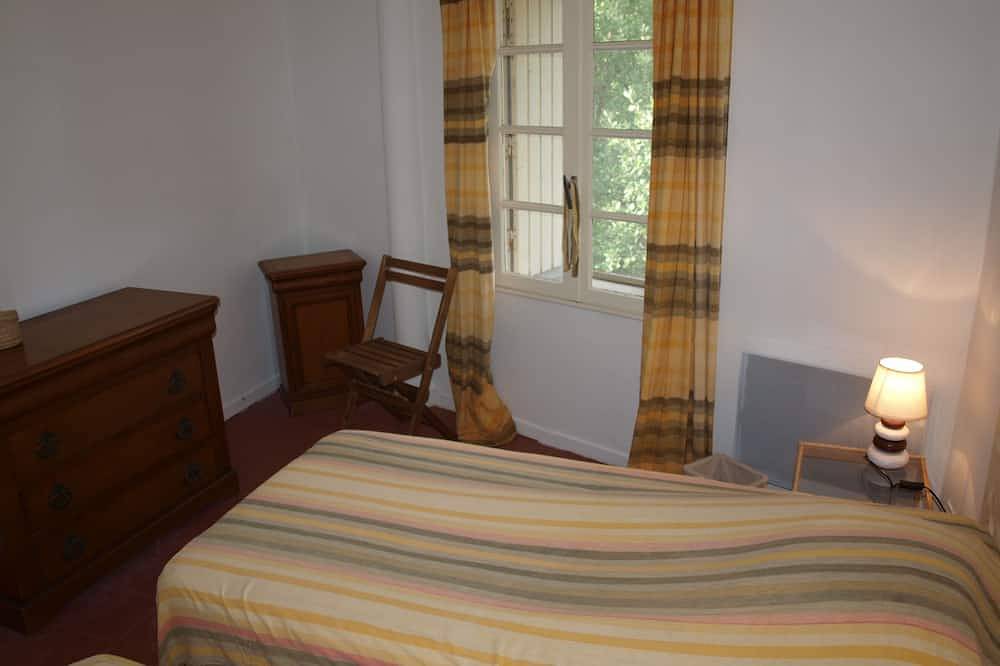 Mas de Coste, gite pour réunion familiale, amicale in Cannes-et-Clairan, Région du Vigan