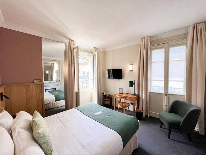 Hôtel pour 2 personnes, avec vue et terrasse, animaux acceptés dans Place Bellecour - 4