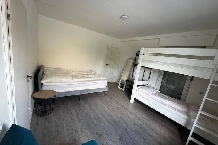 Ferienhaus für 5 Personen, mit Garten in Köln