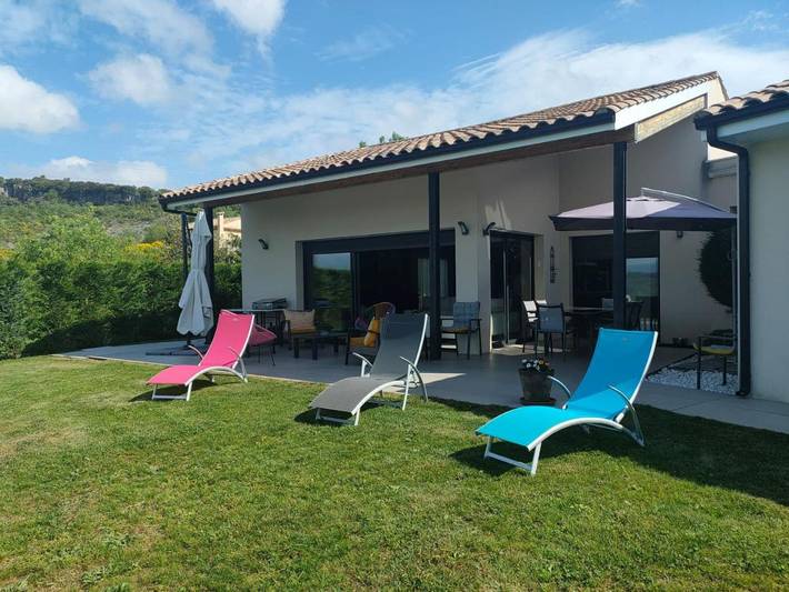 Location de vacances pour 8 personnes, avec jardin et vue, animaux acceptés à Bédarieux - 4