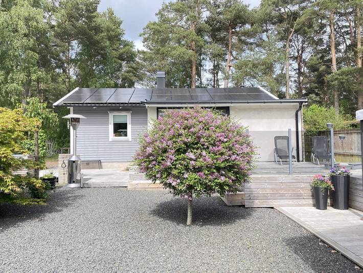 Modern stuga med terrass i Sandskogen in Kävlinge, Skåne