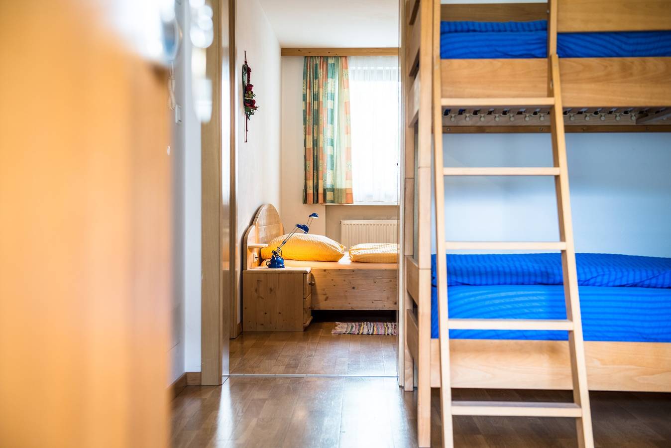 Ganze Wohnung, Ferienwohnung 'Issingerhof 1' mit Bergblick, Garten und Wlan in Kematen, Sand in Taufers