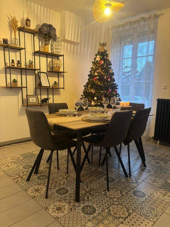 Location de vacances pour 6 personnes, avec jardin, animaux acceptés dans Intraville