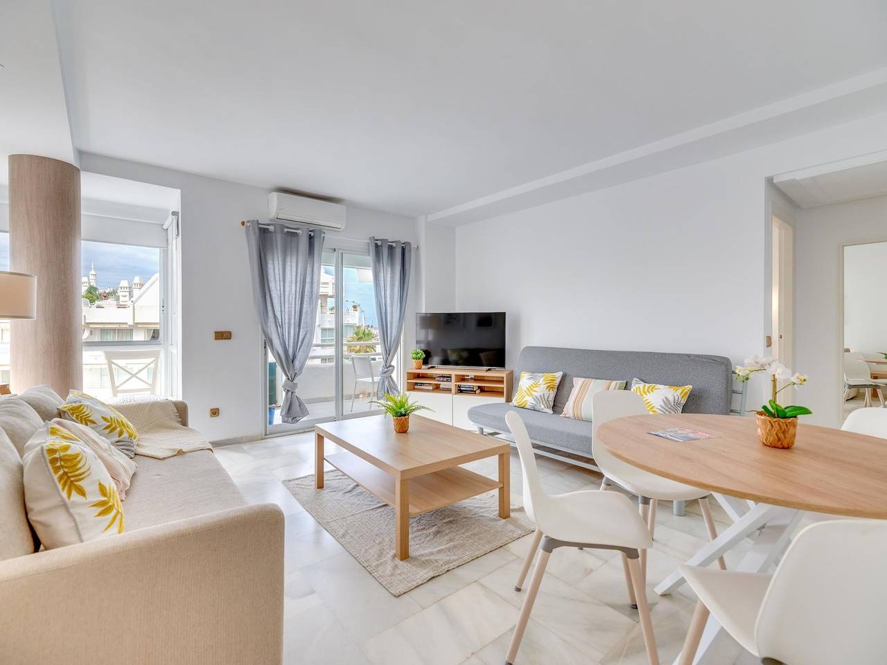 Geheel vakantieappartement, Vakantieappartement voor 3 personen met terras in Benalmádena Costa, Benalmádena