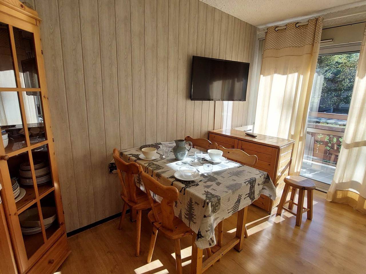 Studio entier, Studio au pied des pistes avec balcon et animaux acceptés in Mont-de-Lans, Les Deux Alpes