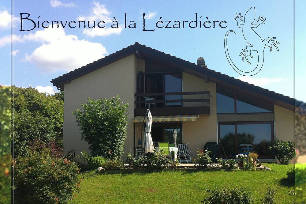 Villa for 5 Guests in Saint-Aubin-Sauges, Canton of Neuchâtel