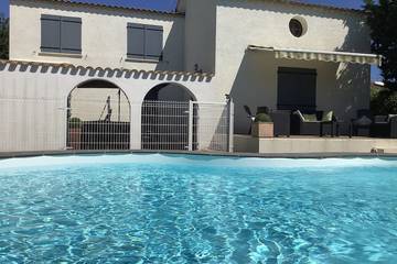 Cottage pour 8 personnes, avec jardin et terrasse à Florensac
