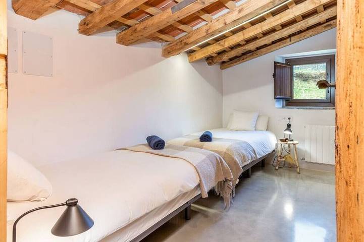 Relax Nature |8 P | Bbq | Wi-Fi | Pool | Foosball in Molló, Pirineo Catalan