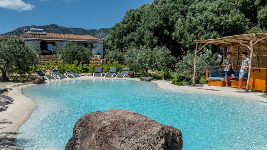 Ferienwohnung für 6 Personen, mit Pool und Garten in Orosei - 2
