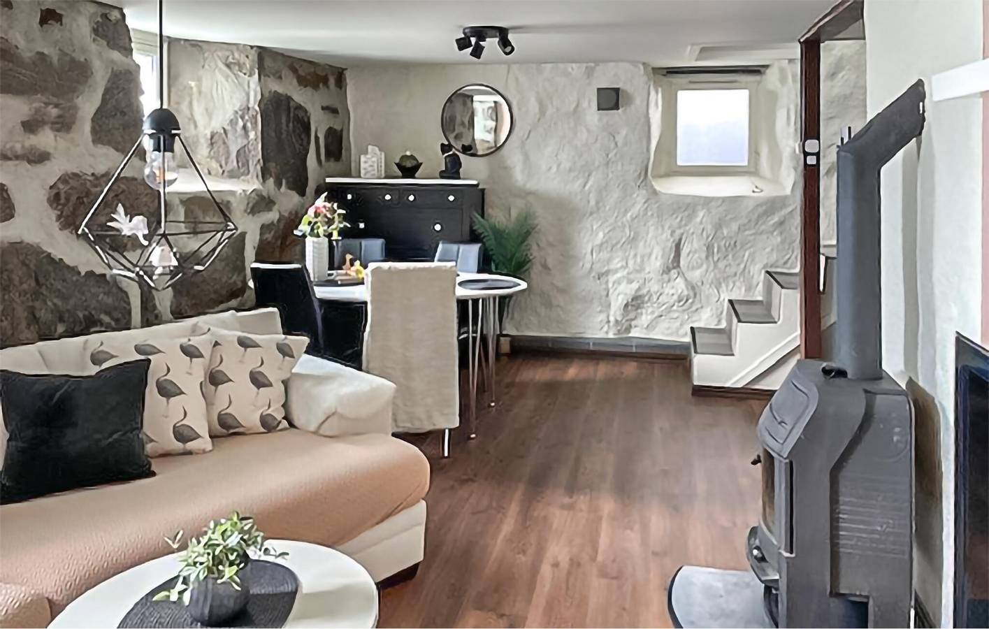 Ganze Ferienwohnung, Ferienwohnung für 4 Personen mit Garten in Kristiansand
