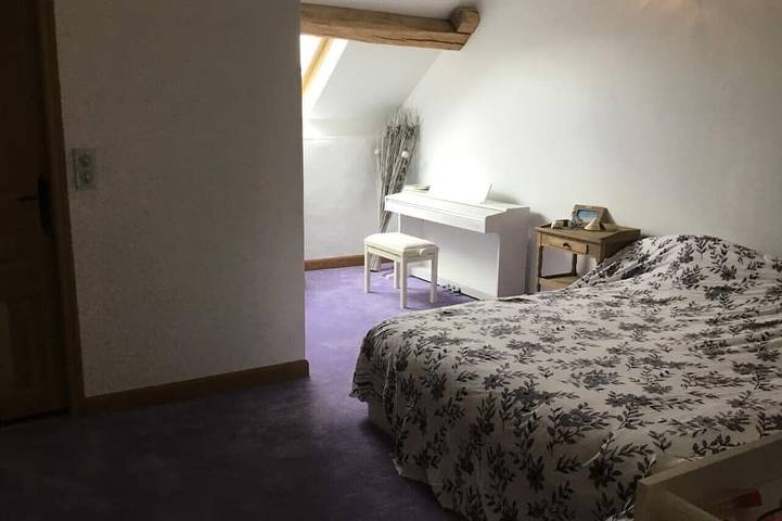 Location de vacances pour 11 personnes, avec terrasse et jardin à Turny - 2