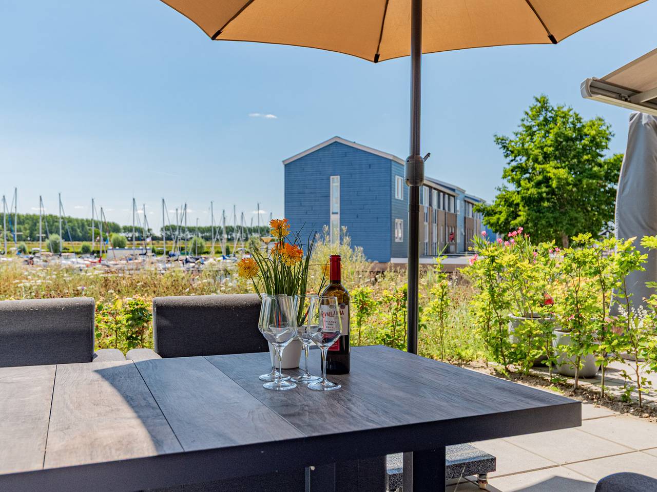 Ganze Wohnung, Appartement mit Terrasse am Hafen von Kortgene in Kortgene, Niederländische Nordsee