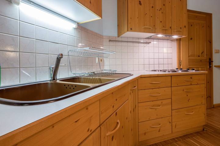 Hel lejlighed, Holiday Apartment "Lindenhof Apt 4" with Balcony & Wi-Fi in Dörfl, Vintl