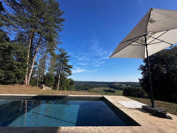 Location de vacances pour 6 personnes, avec jardin ainsi que piscine et vue à Trémolat - 4