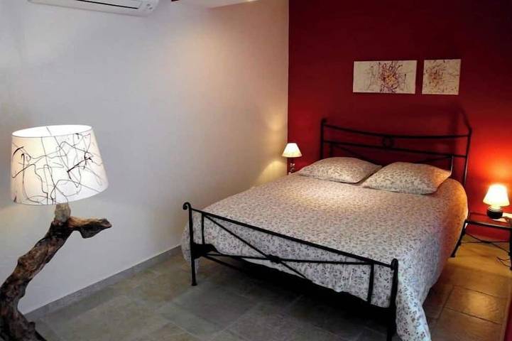 Location de vacances pour 5 personnes, avec terrasse et jardin à Brignoles - 2